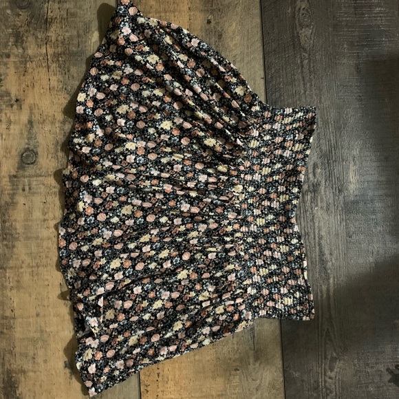 Floral Mini Skirt High Waisted Never Worn - Picture 1 of 4